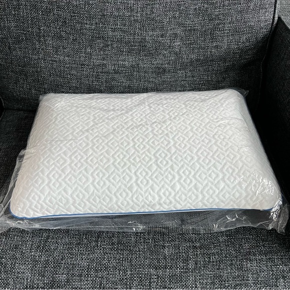 serta Bedding New Serta Forever Cool Pillow With Cooling Gel Memory